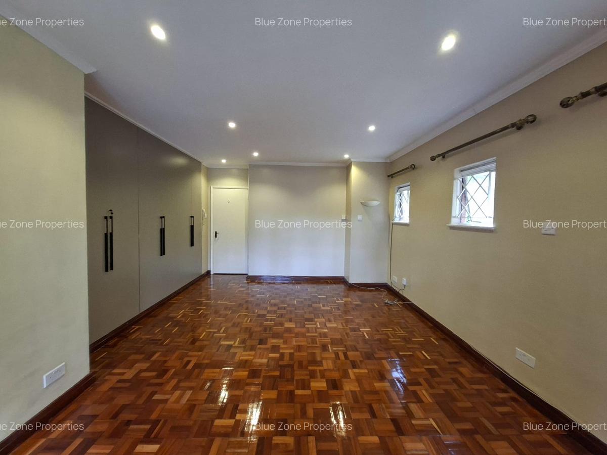 4 Bed House with En Suite at Gigiri - 16