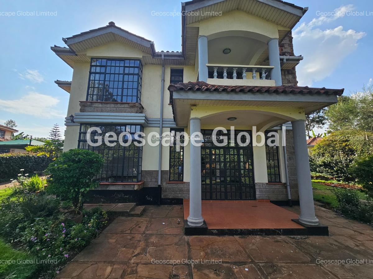 4 Bed House with En Suite in Nyari - 1