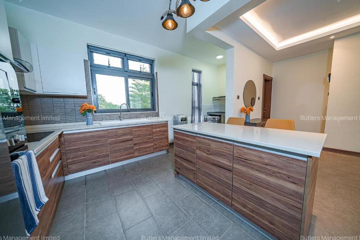 Serviced 2 Bed Apartment with En Suite in Spring Valley - 10