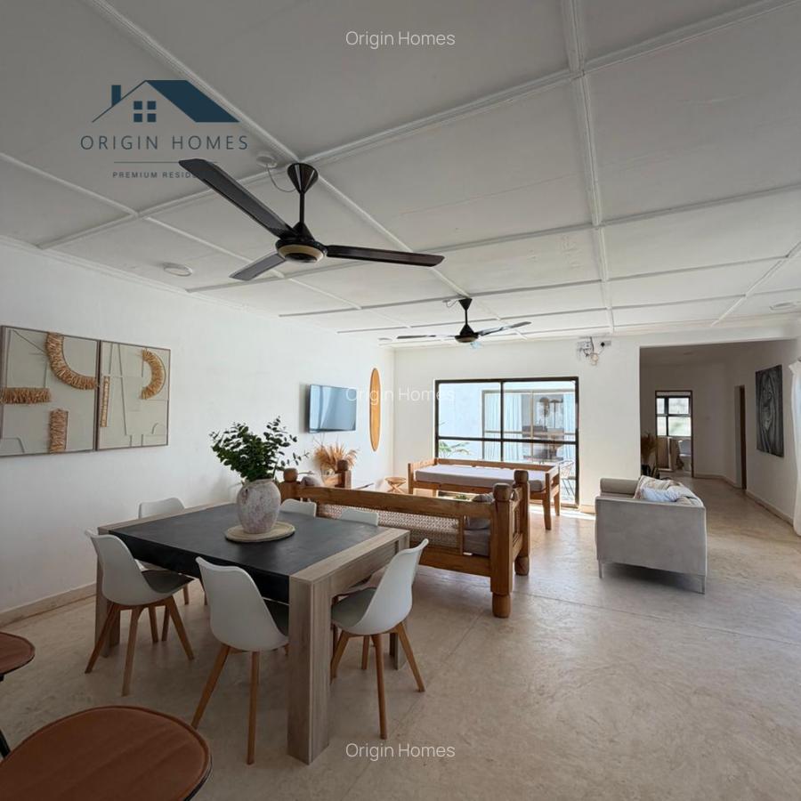 3 Bed House with En Suite at Watamu - 8
