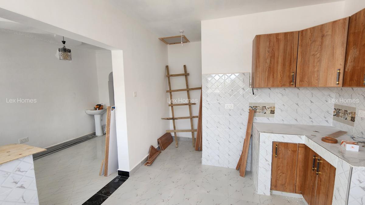 3 Bed House with En Suite at Rimpa Road - 10