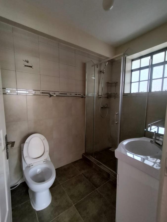 3 Bed Apartment with En Suite in Lavington - 10