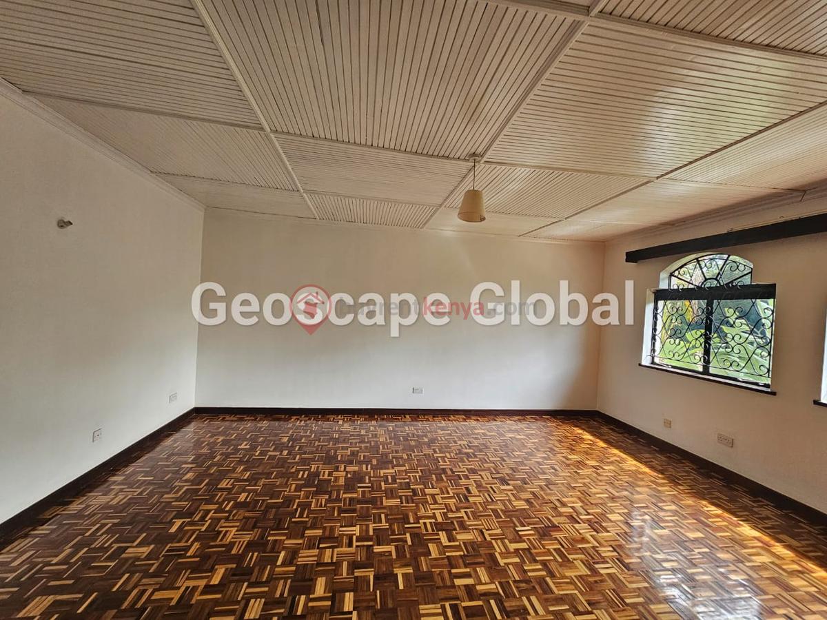 4 Bed House with En Suite in Kitisuru - 4