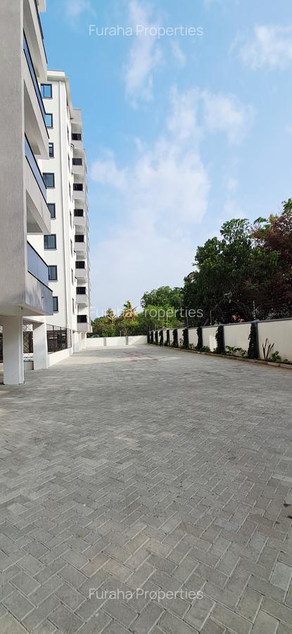 3 Bed Apartment with En Suite at Nyali - 11