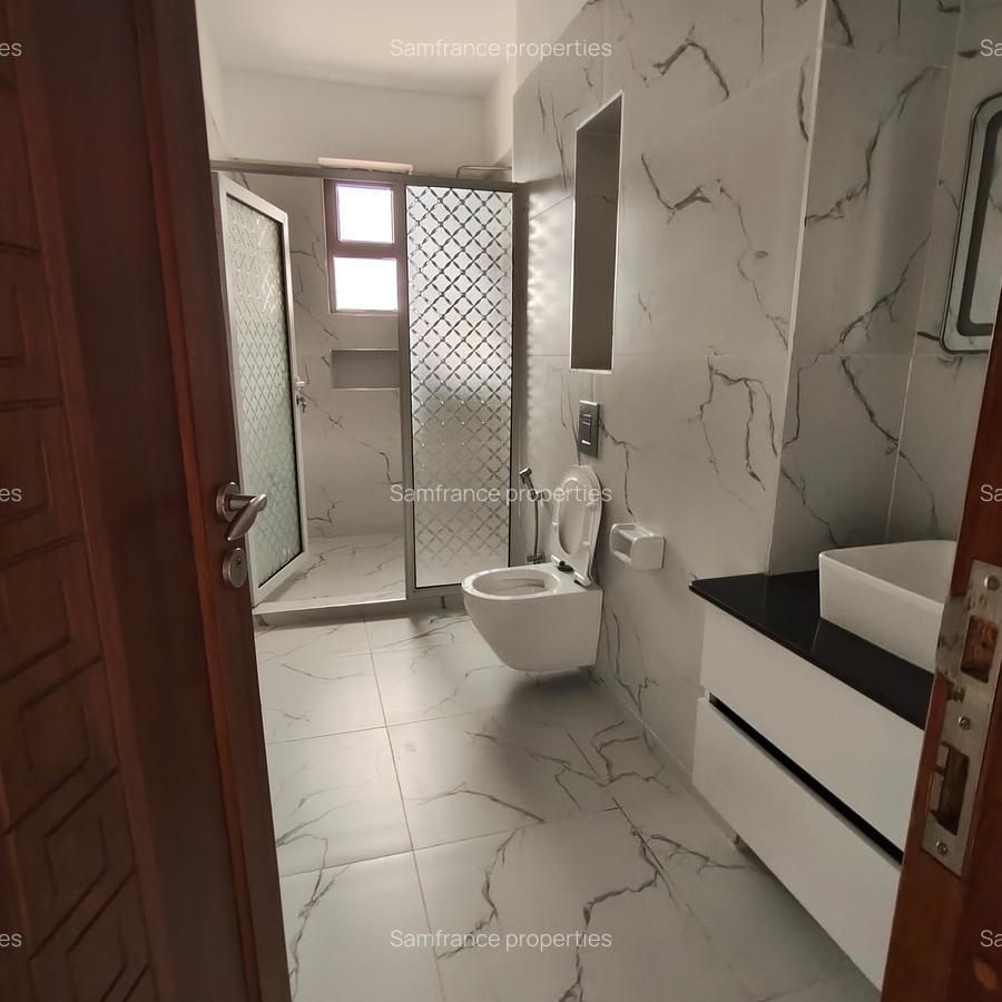 Serviced 4 Bed Apartment with En Suite at 1St Avanue - 3