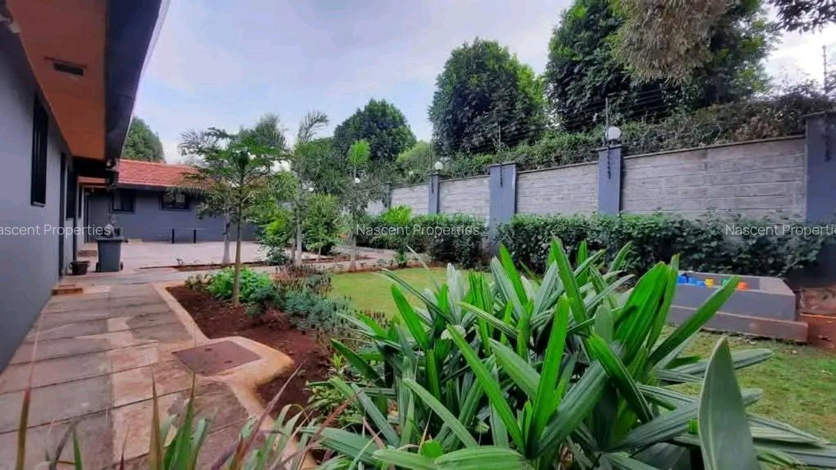 4 Bed House with En Suite in Nyari - 8