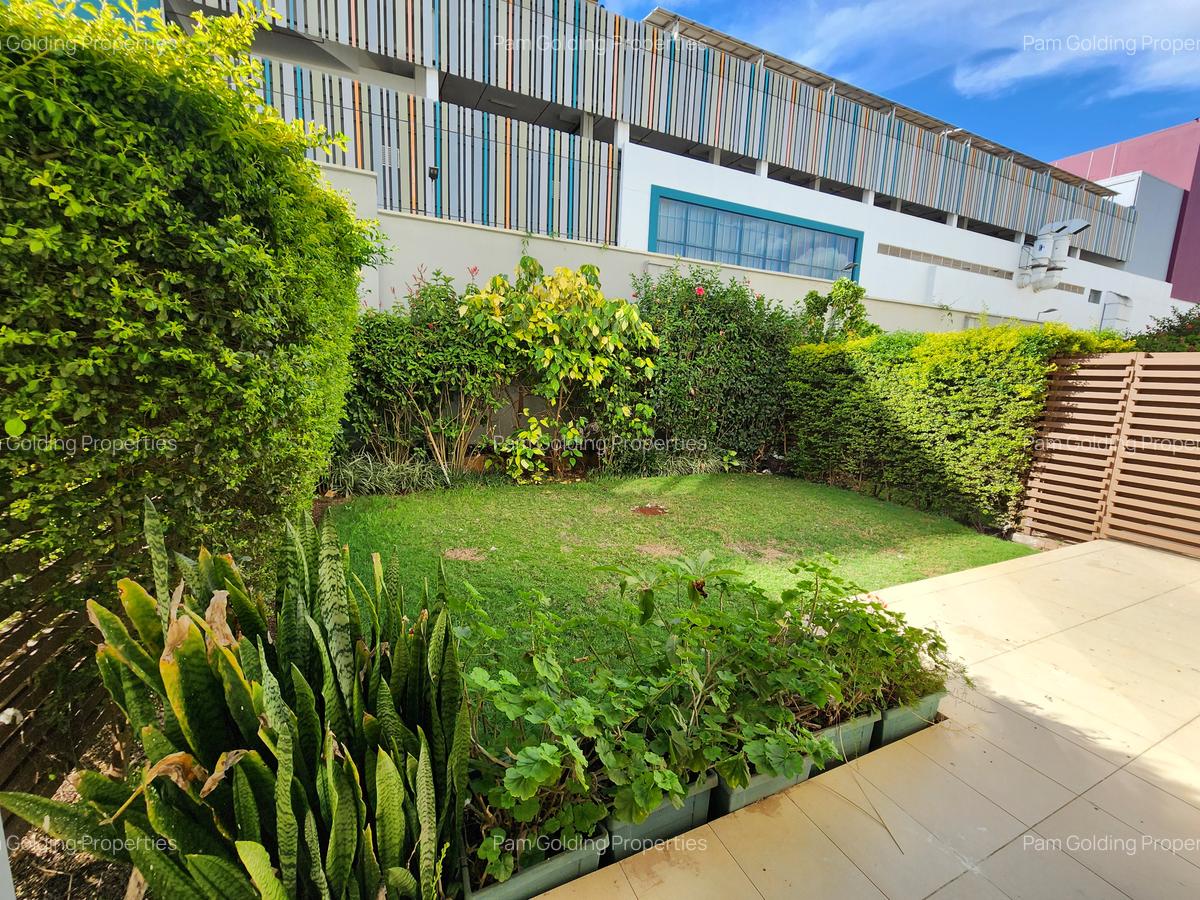 4 Bed Townhouse with Swimming Pool in Thika Road - 7