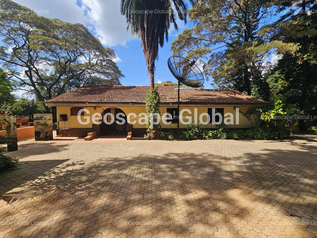 4 Bed House with En Suite in Loresho - 3