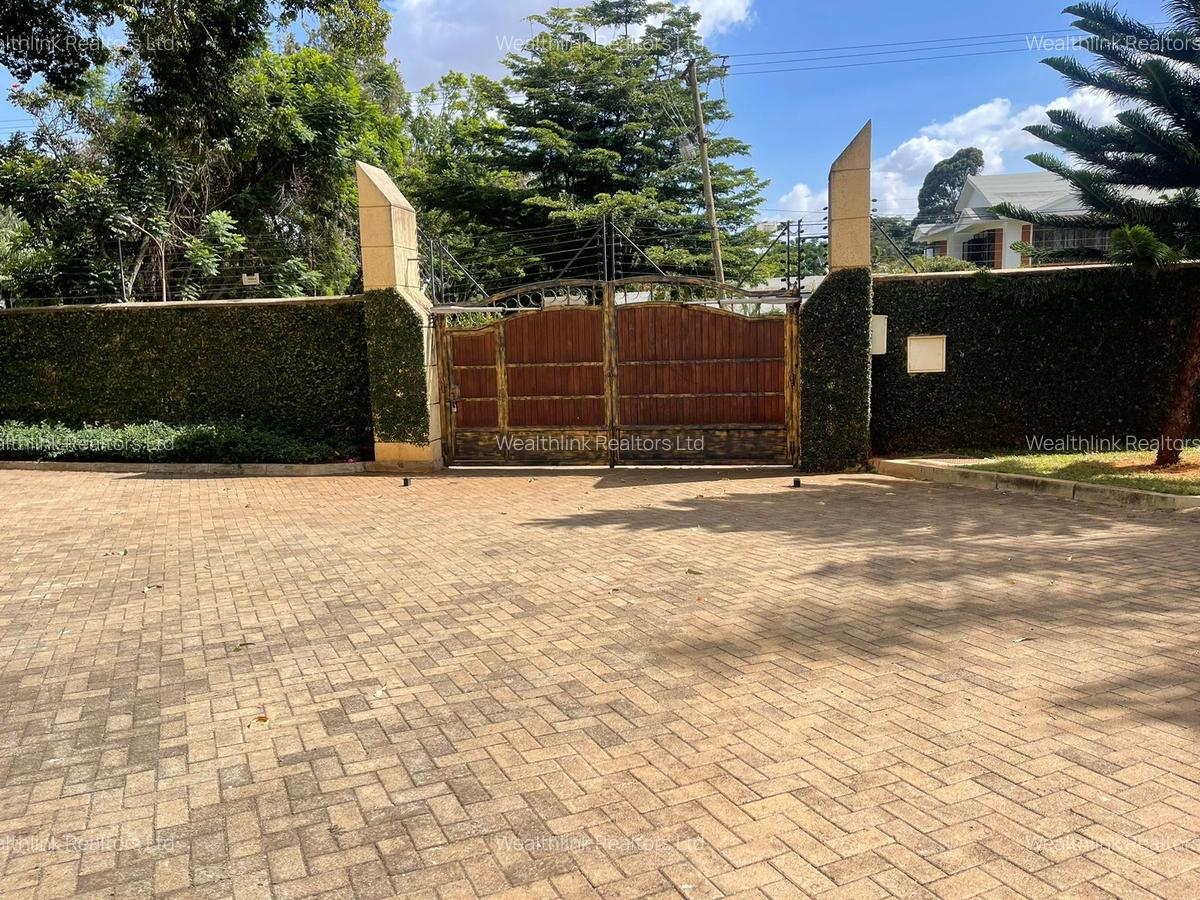 7 Bed Villa with En Suite in Muthaiga - 2