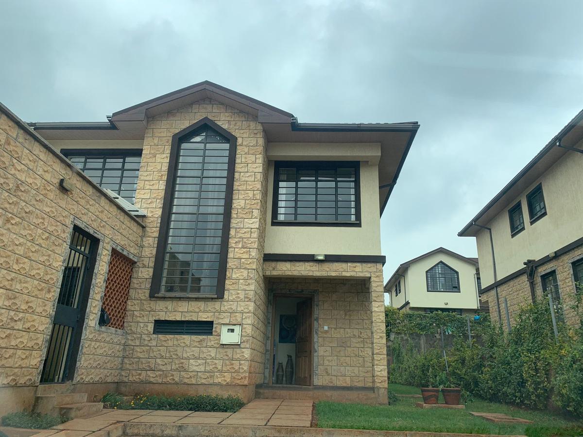 4 Bed Townhouse with En Suite at Fourways - 1