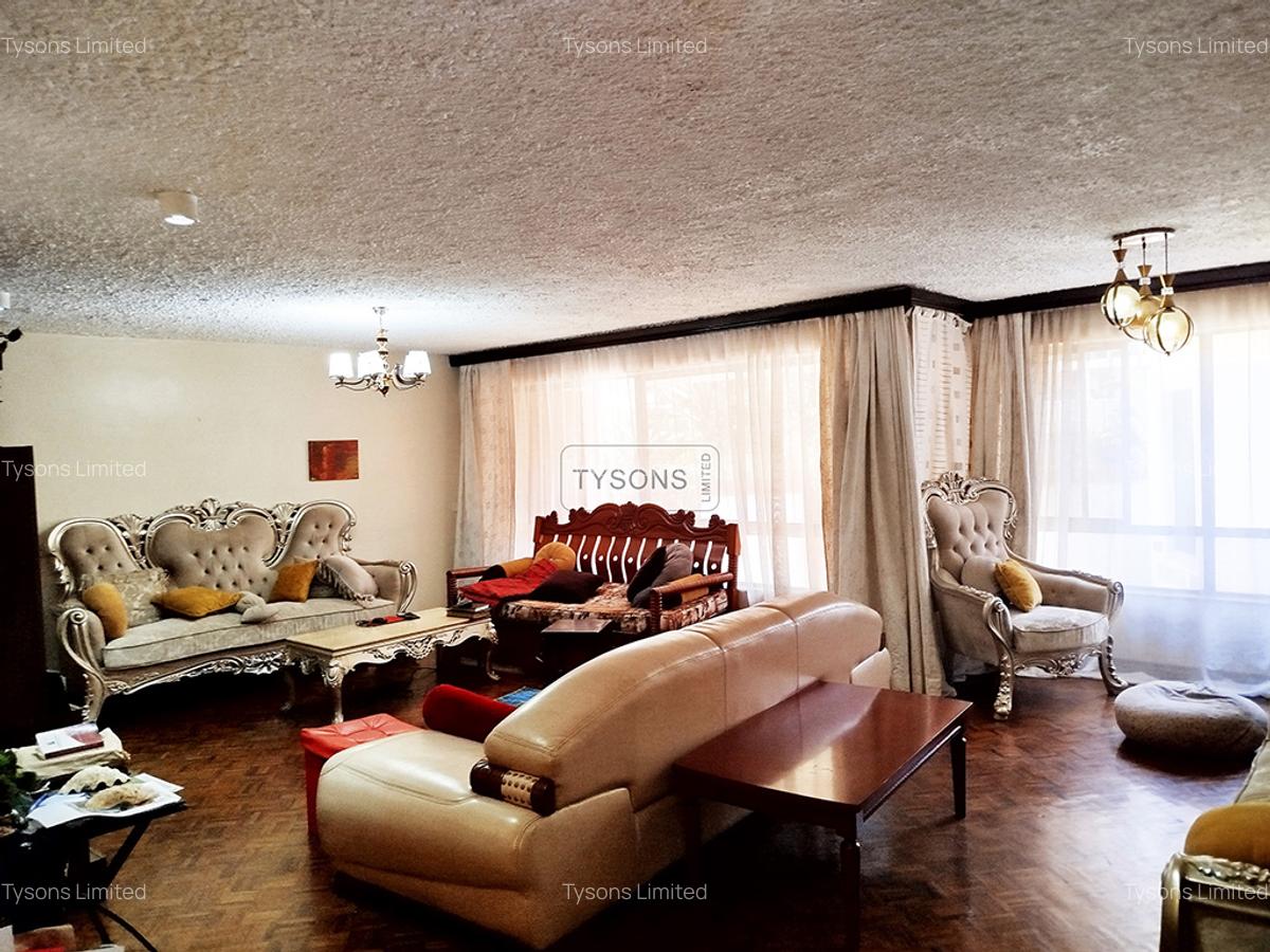 3 Bed Apartment with En Suite in Westlands Area - 2