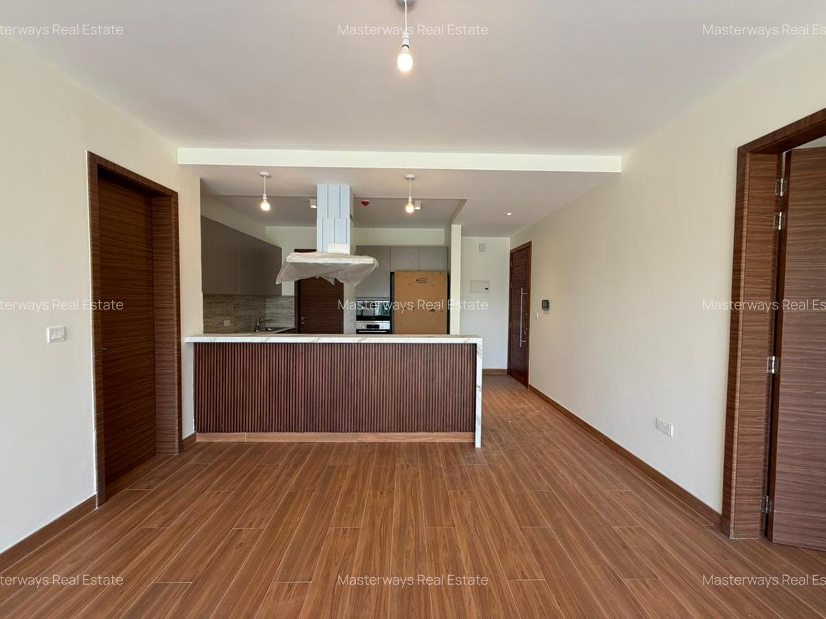 2 Bed Apartment with En Suite at Riverside Drive - 4