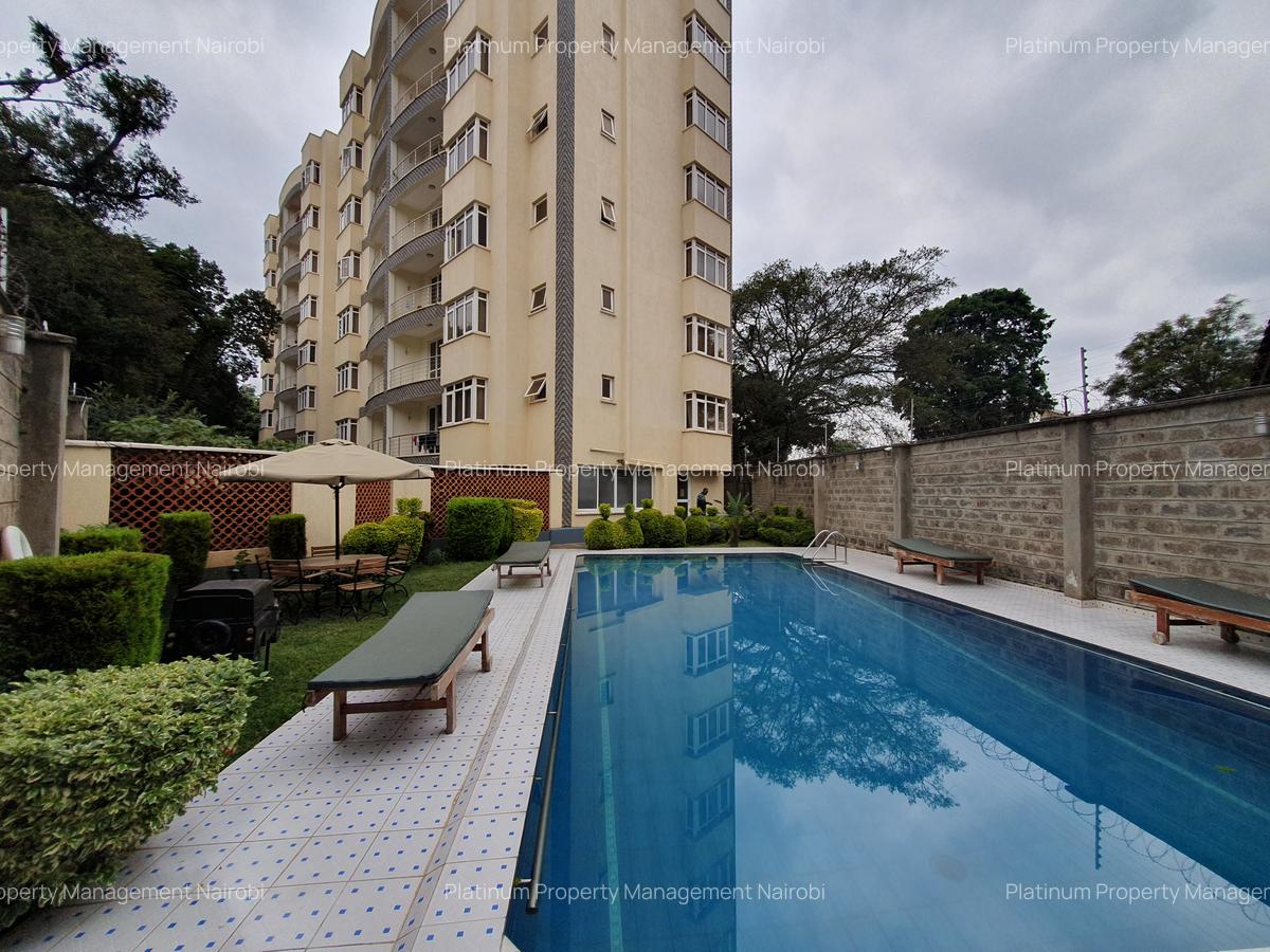 Serviced 2 Bed Apartment with En Suite at Brookside - 17