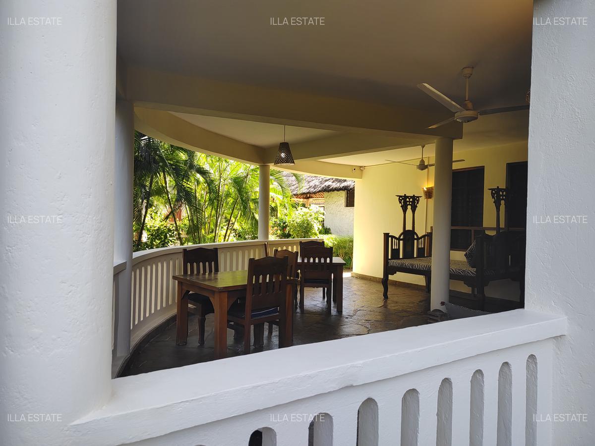 Serviced 2 Bed Apartment with En Suite at Diani Beach Road - 7