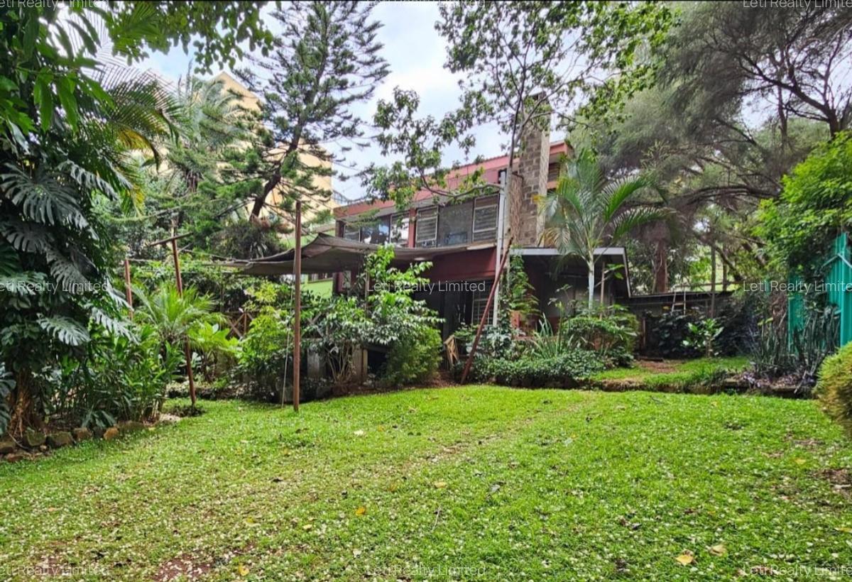 3 Bed Townhouse with En Suite in Kilimani - 1