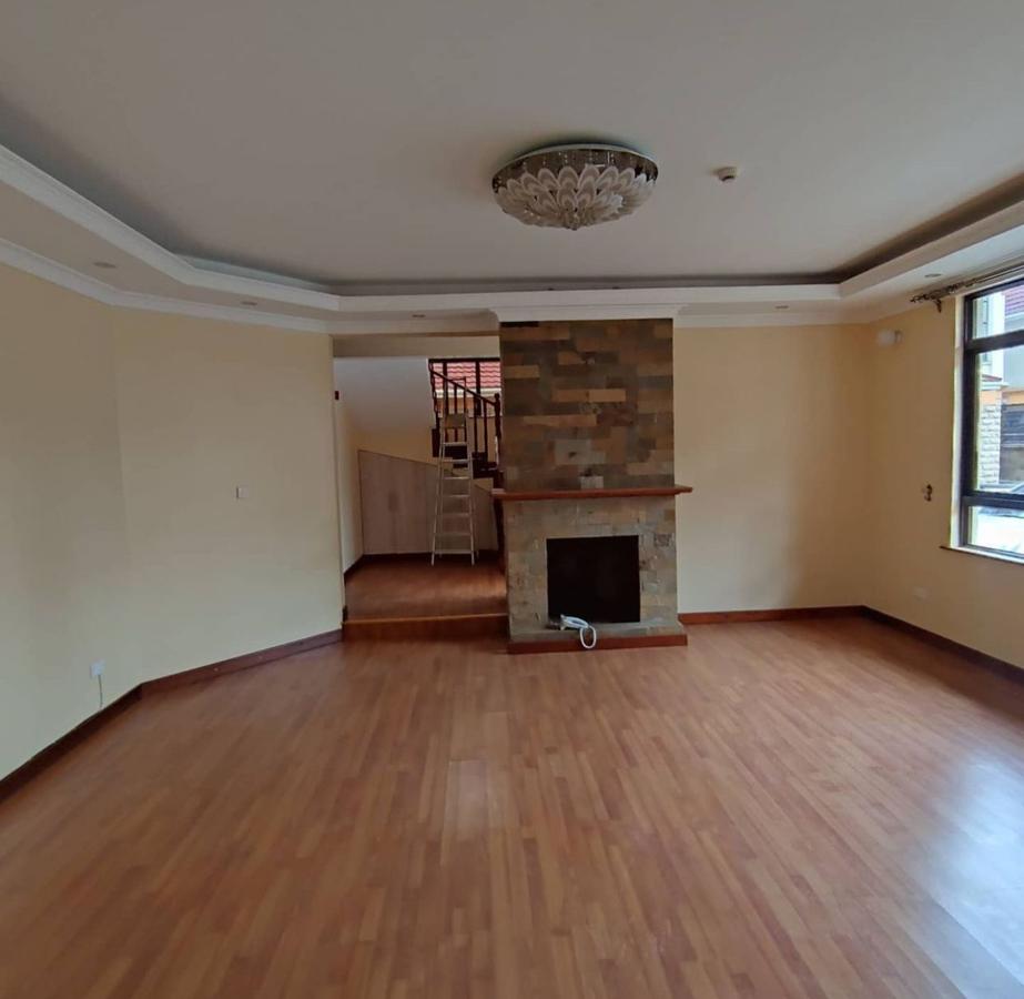 5 Bed Townhouse in Lavington - 2