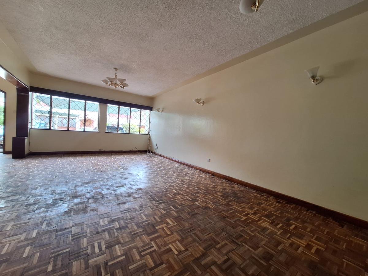 4 Bed Townhouse with En Suite at Kileleshwa - 17