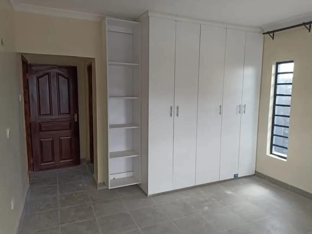 3 Bed House with En Suite in Kitengela - 2