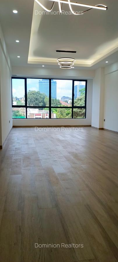 2 Bed Apartment with En Suite in Westlands Area - 3
