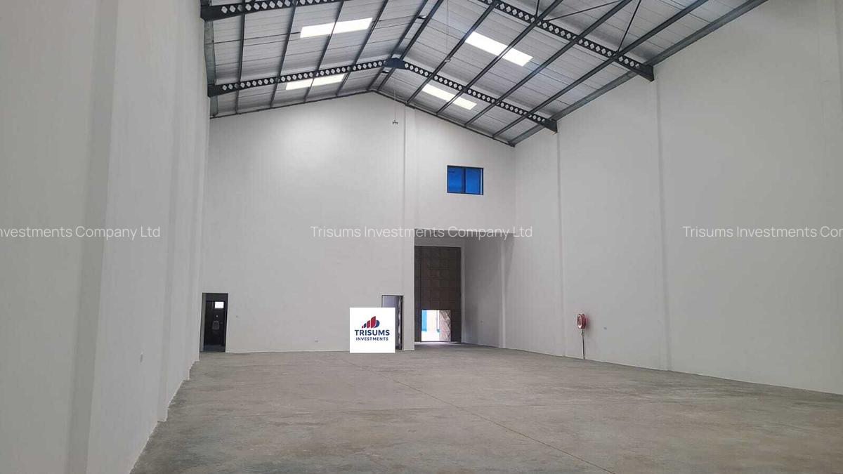 8,005 ft² Warehouse with Parking in Mlolongo - 5