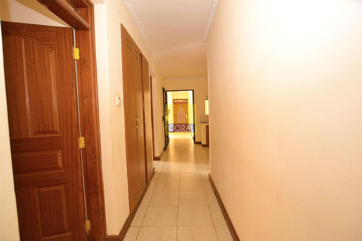 4 Bed Apartment in Parklands - 19