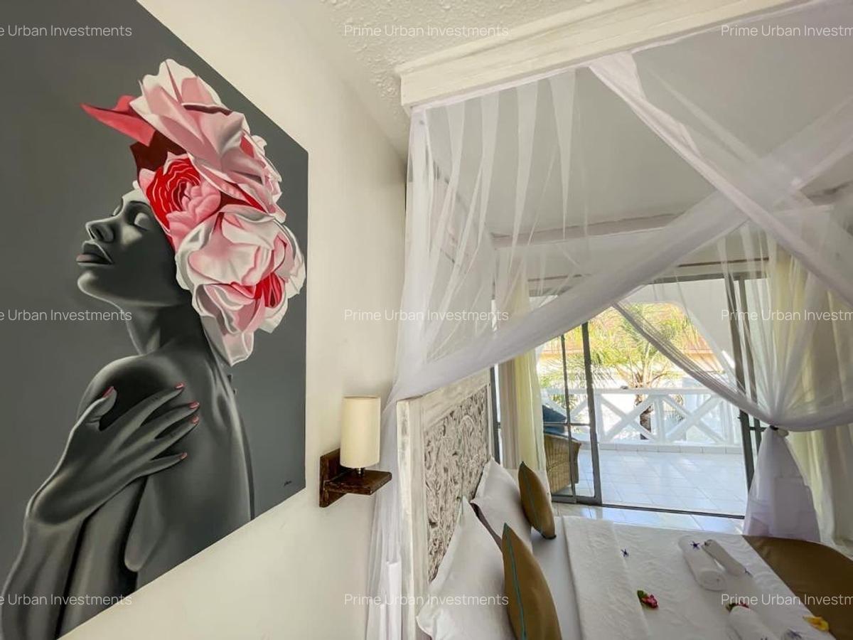 4 Bed House with En Suite in Diani - 19