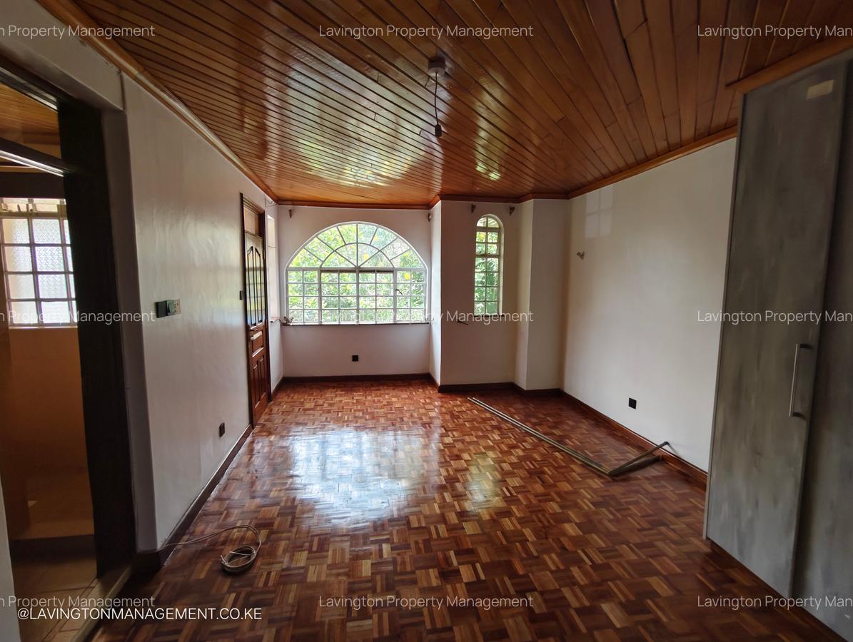 4 Bed Townhouse with En Suite at Lavington Green - 8