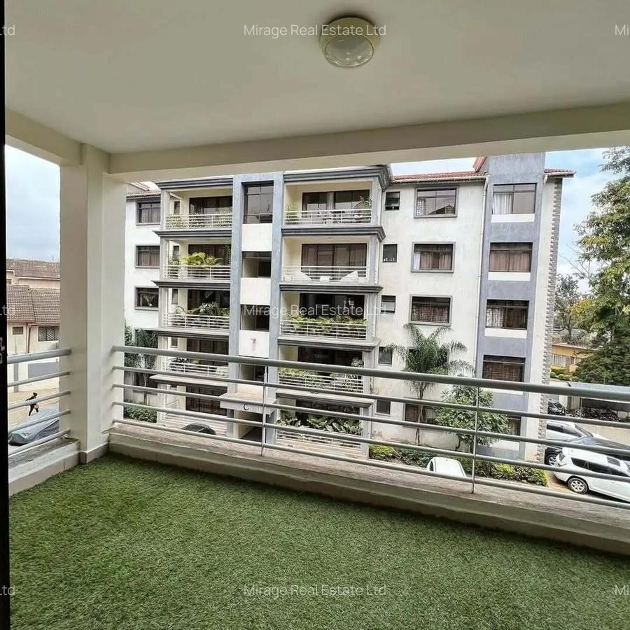 3 Bed Apartment with En Suite in Lavington - 9