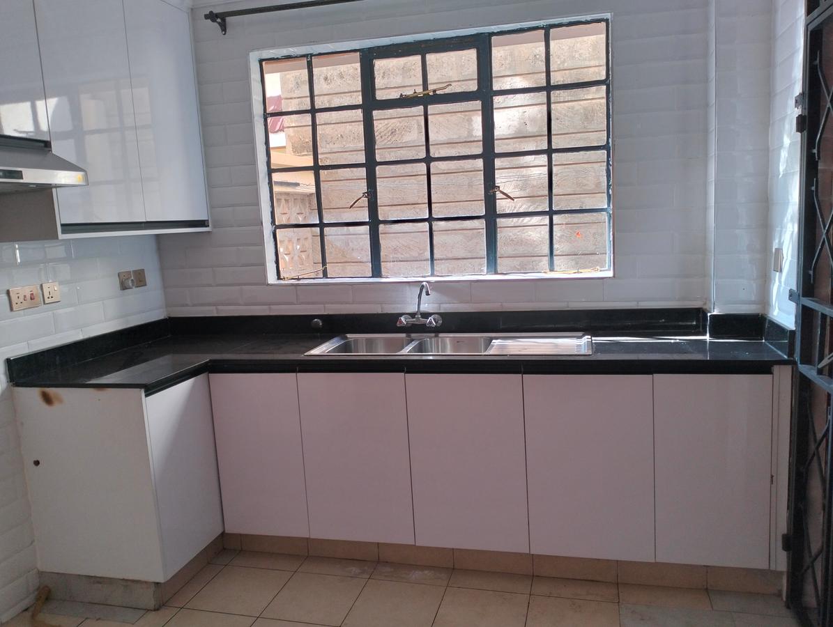 5 Bed Townhouse with En Suite in Kileleshwa - 5