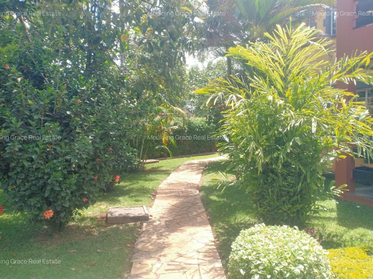 3 Bed House with En Suite in Karen - 10