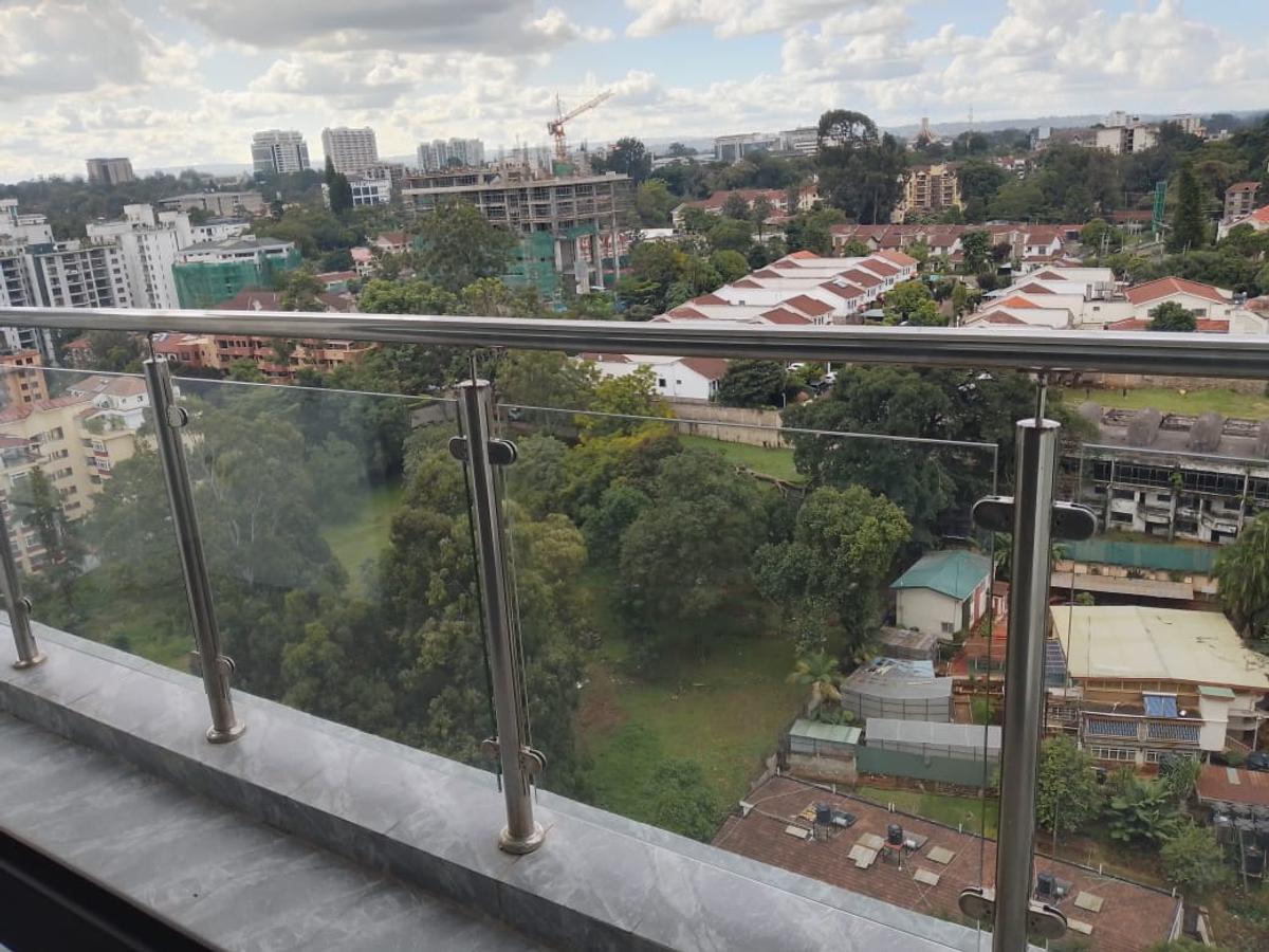 2 Bed Apartment with En Suite in Riverside - 7