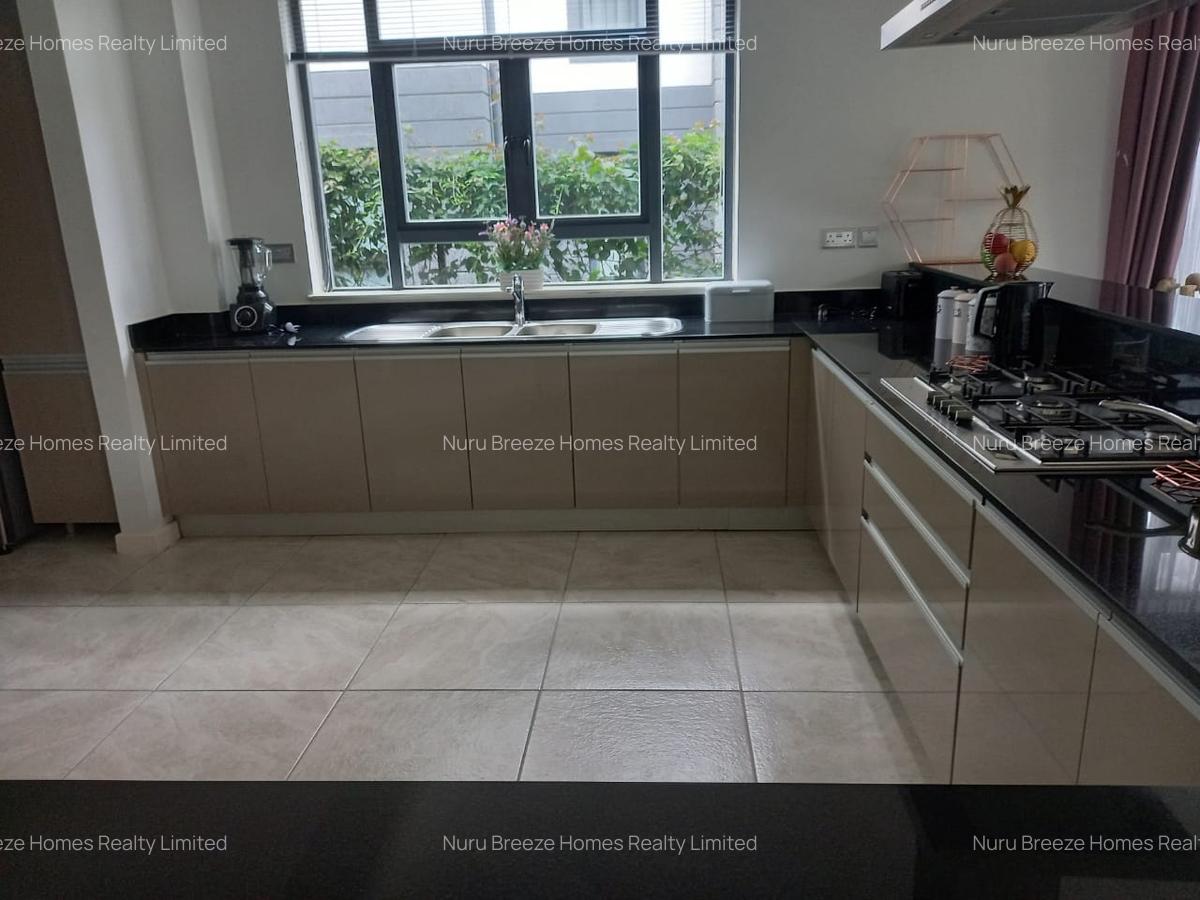 4 Bed Townhouse with En Suite in Runda - 19