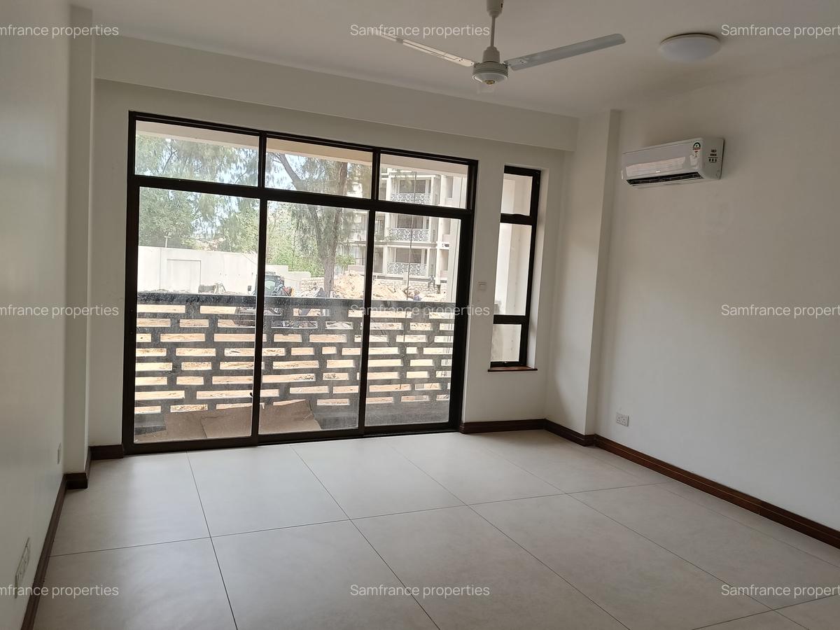 4 Bed Apartment with En Suite at Mount Kenya Road - 7