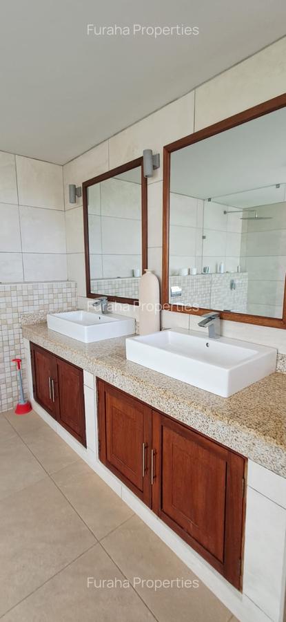 4 Bed House with En Suite in Vipingo - 19