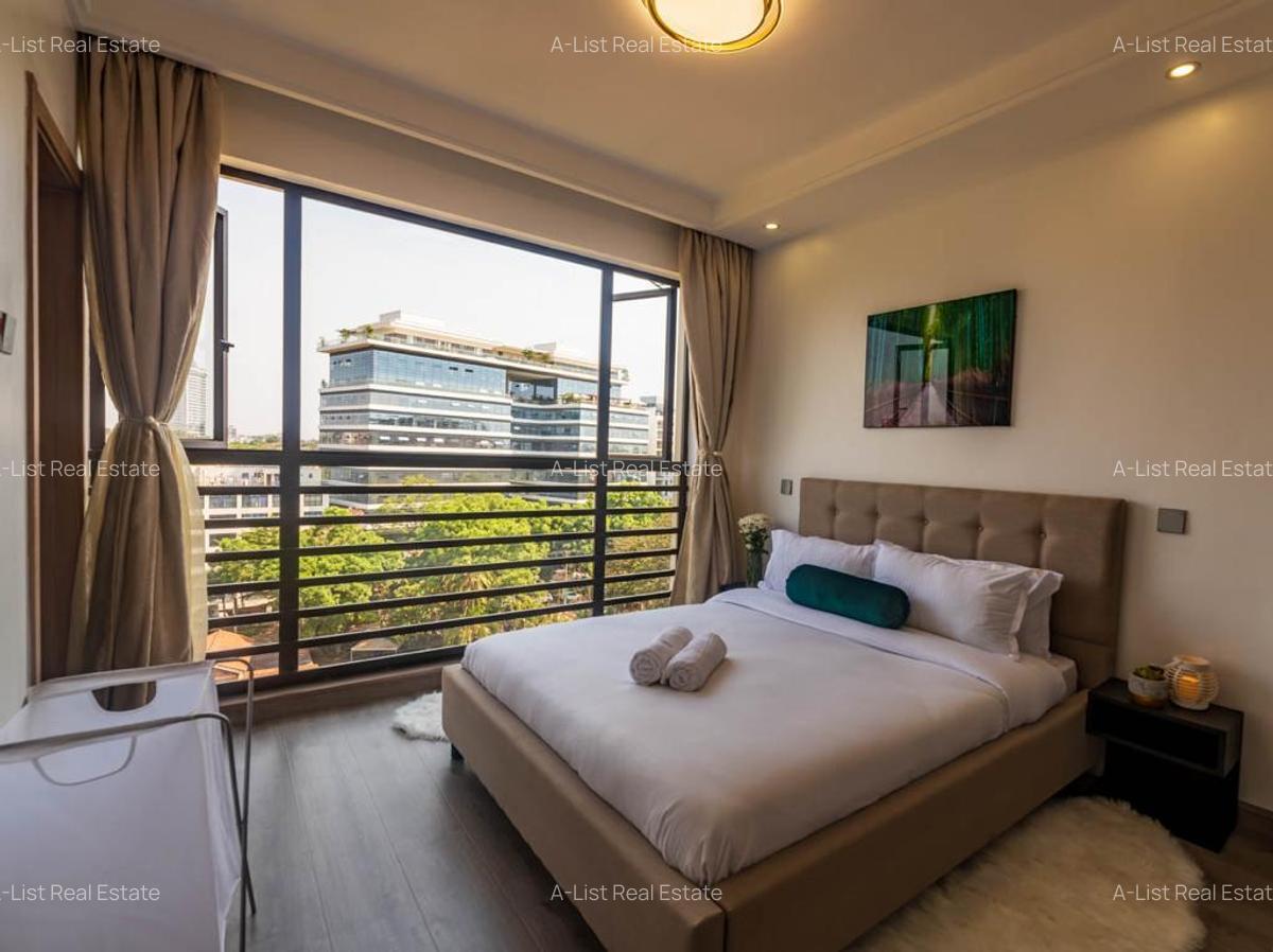 Furnished 3 Bed Apartment with En Suite at Riverside Lane - 17