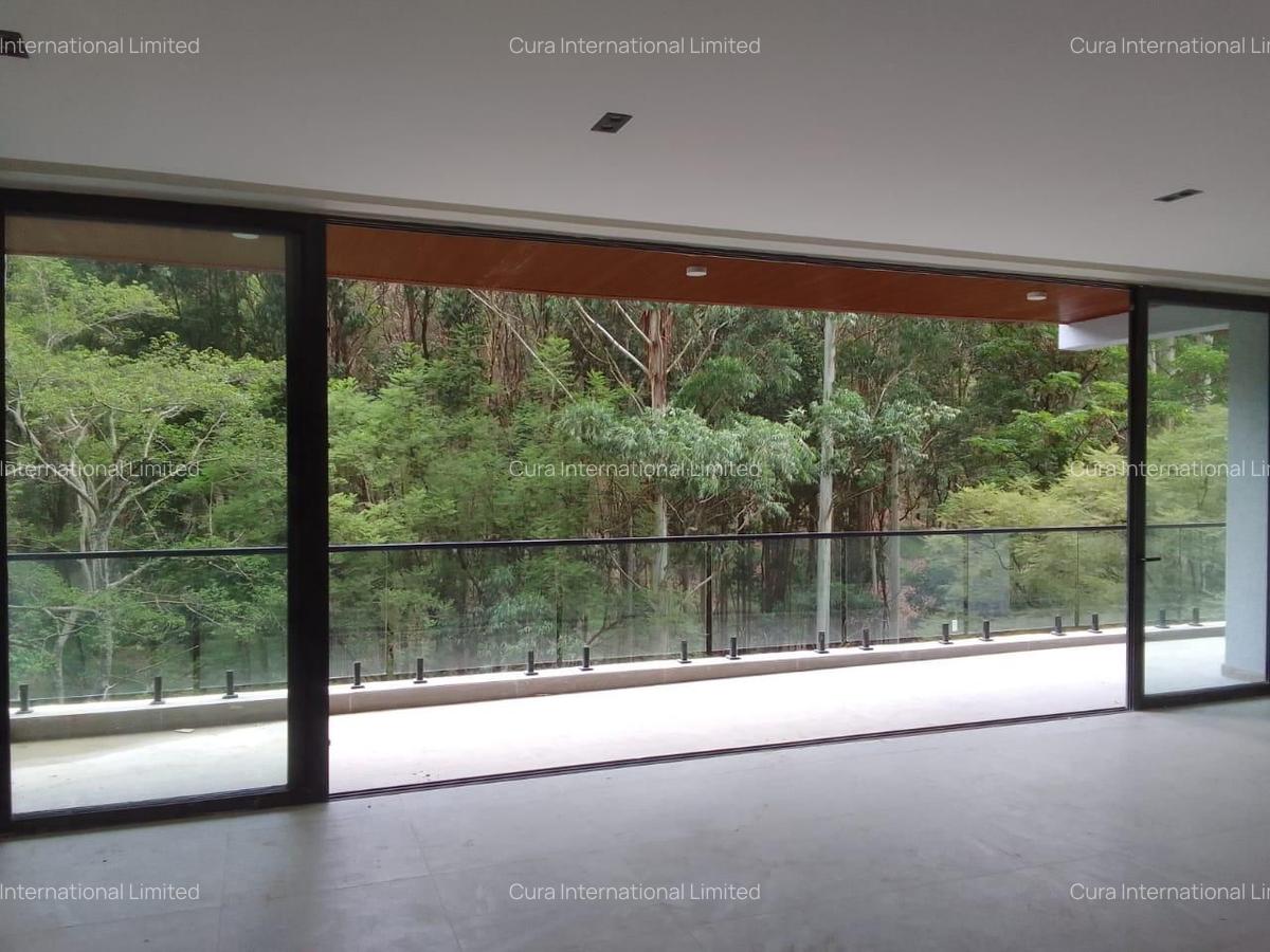 4 Bed Apartment in Westlands Area - 2