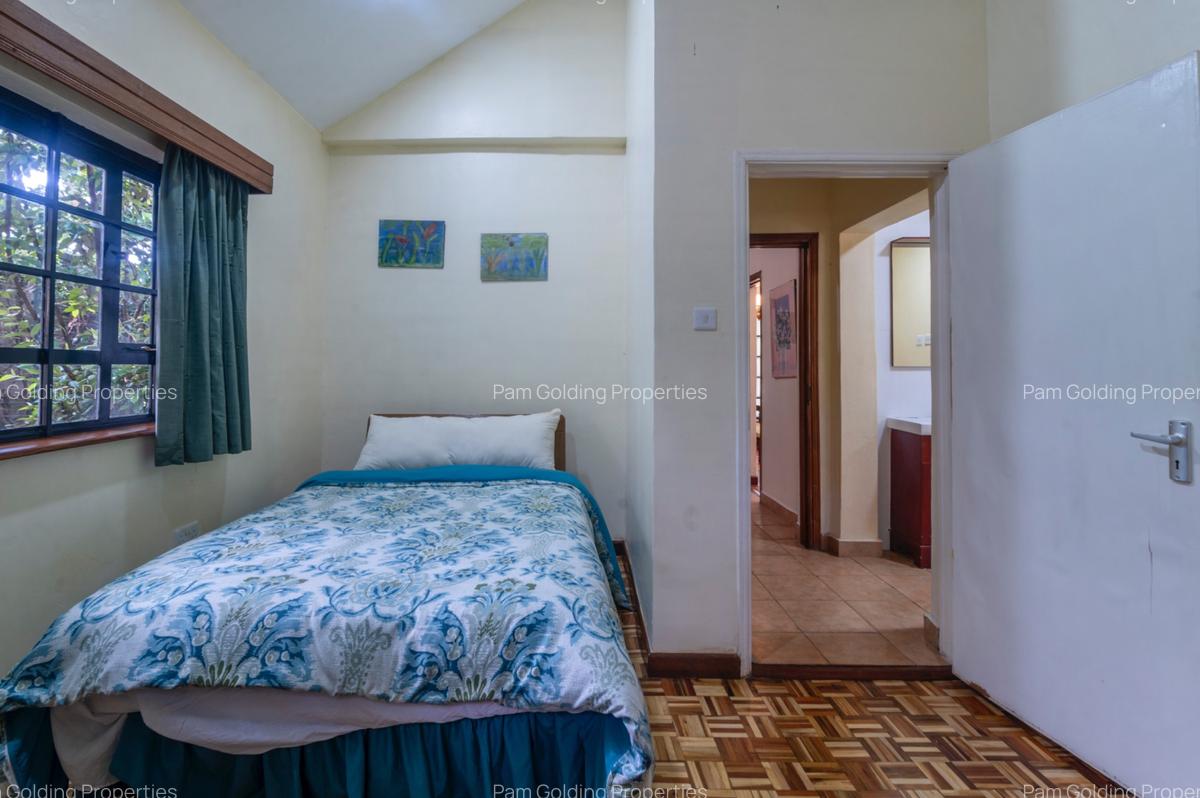 1 Bed House with Garden in Runda - 11