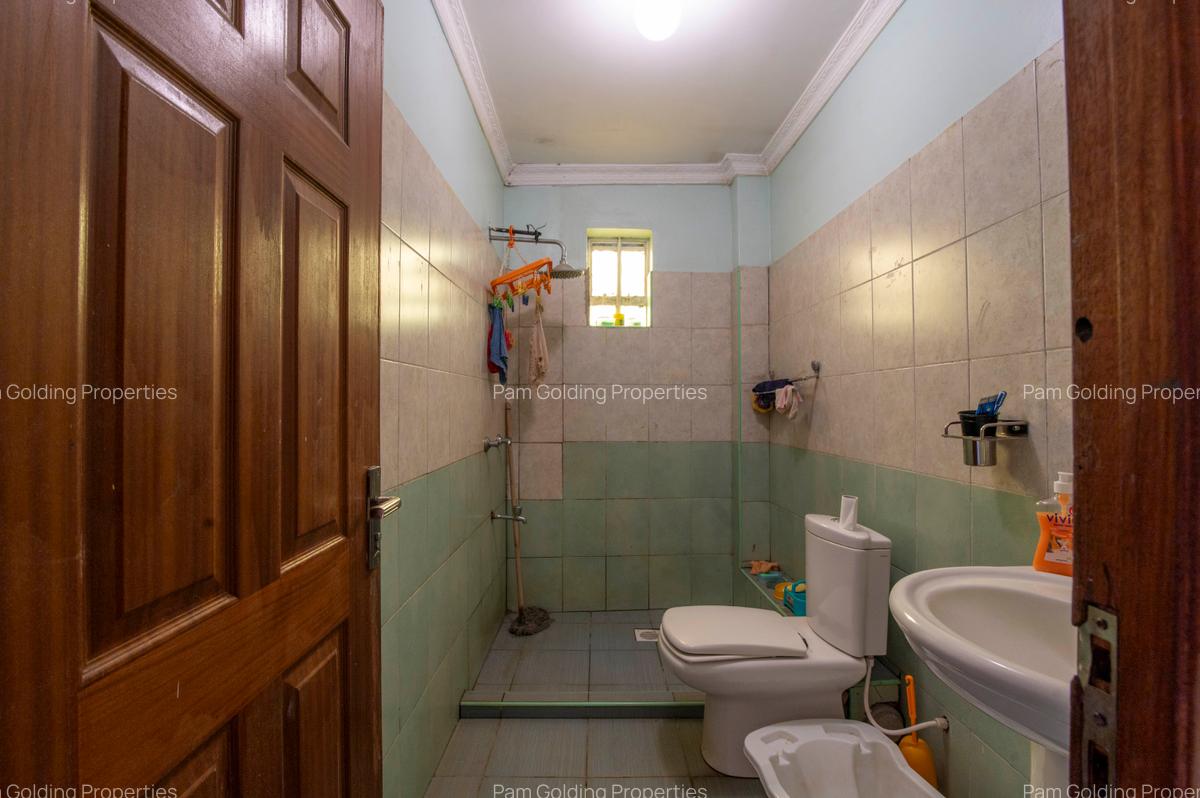 5 Bed House in Syokimau - 13