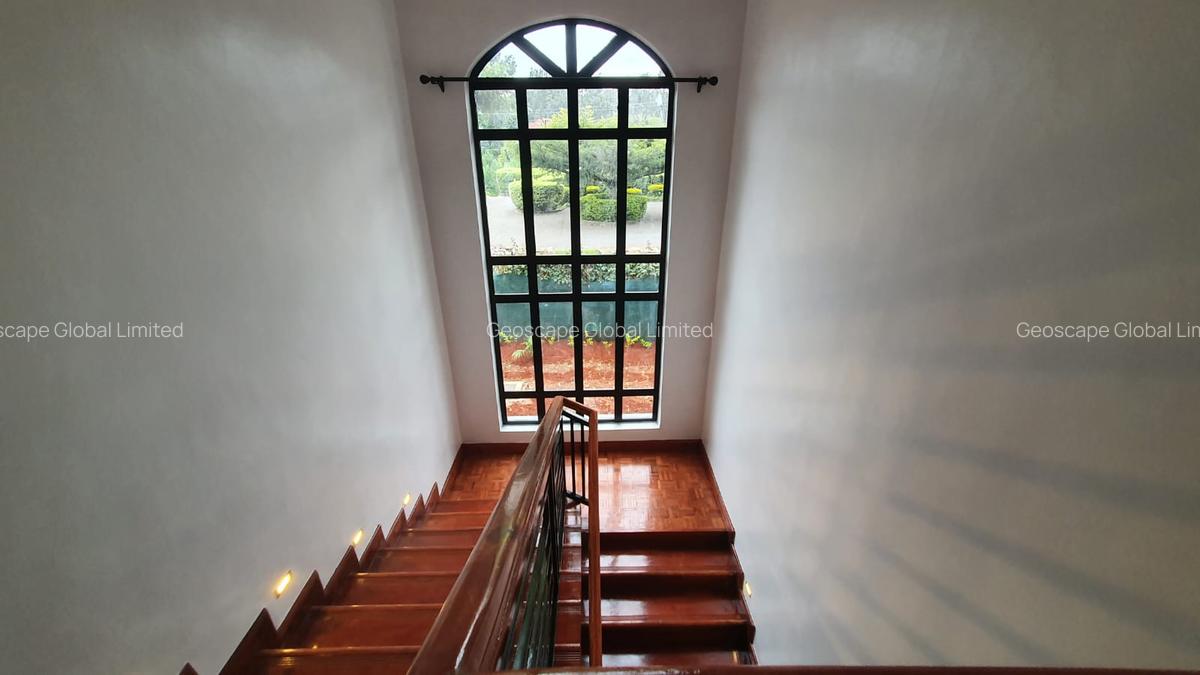 4 Bed House with En Suite in Karen - 3