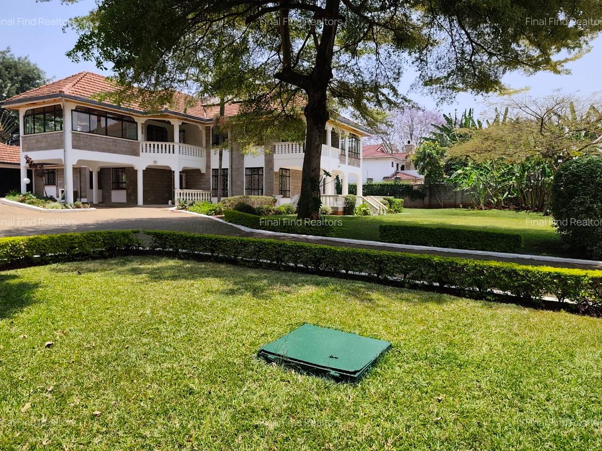 6 Bed House with Garden in Runda - 12