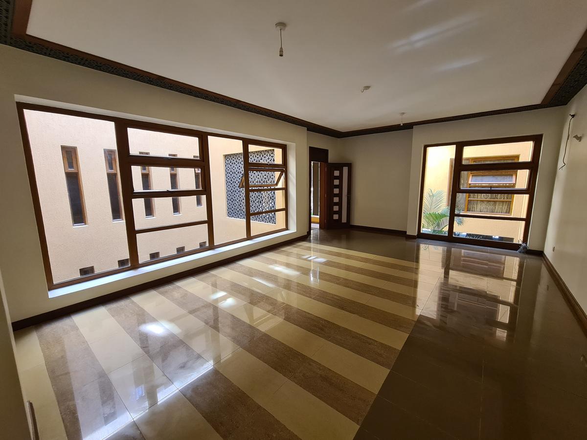 3 Bed Apartment with En Suite in Nyali Area - 18