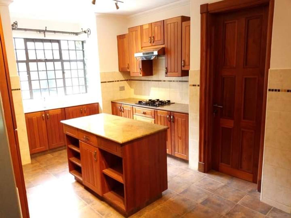 4 Bed Townhouse with En Suite at Off Peponi Road - 4