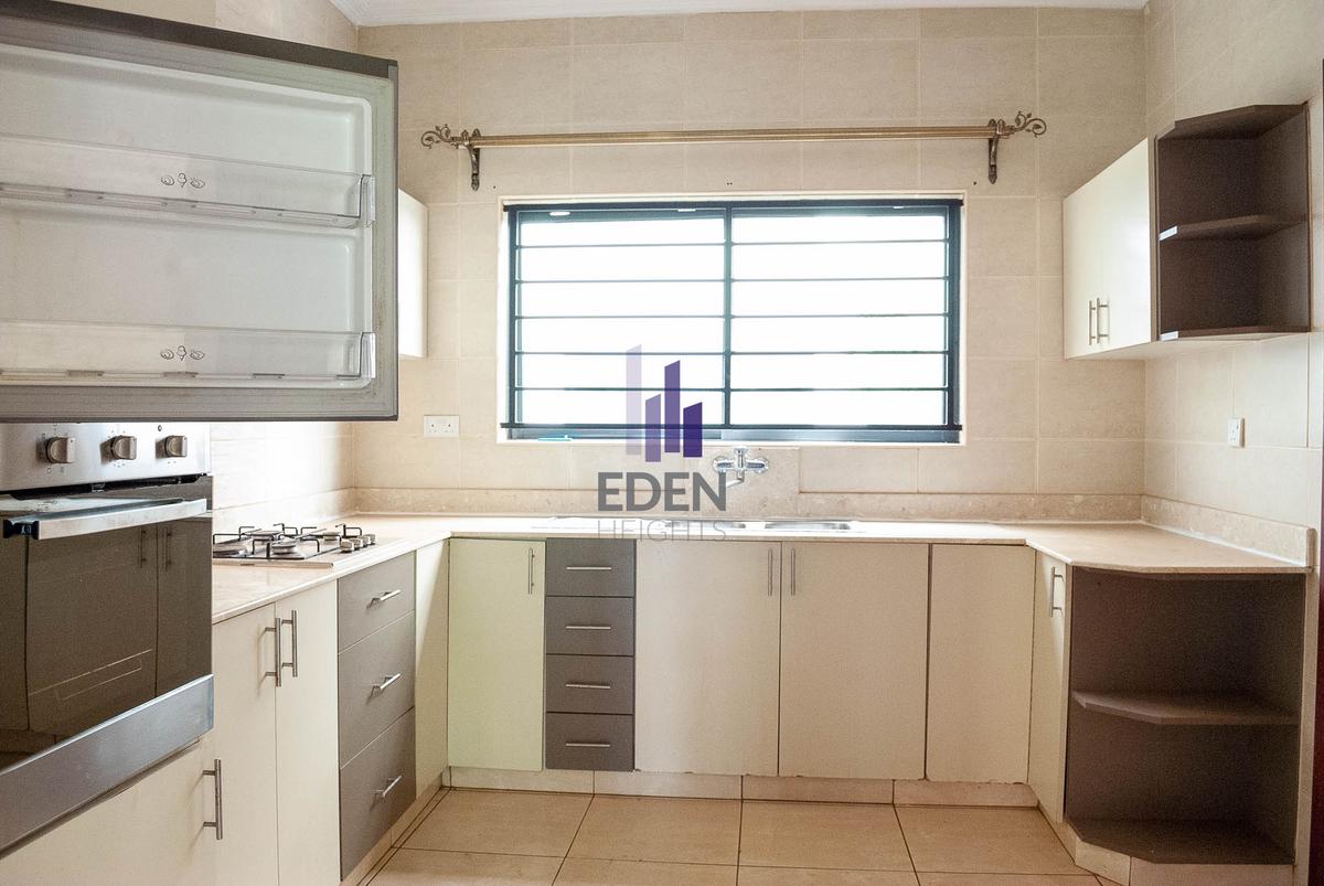 2 Bed Apartment with En Suite at Mvuli Road - 5