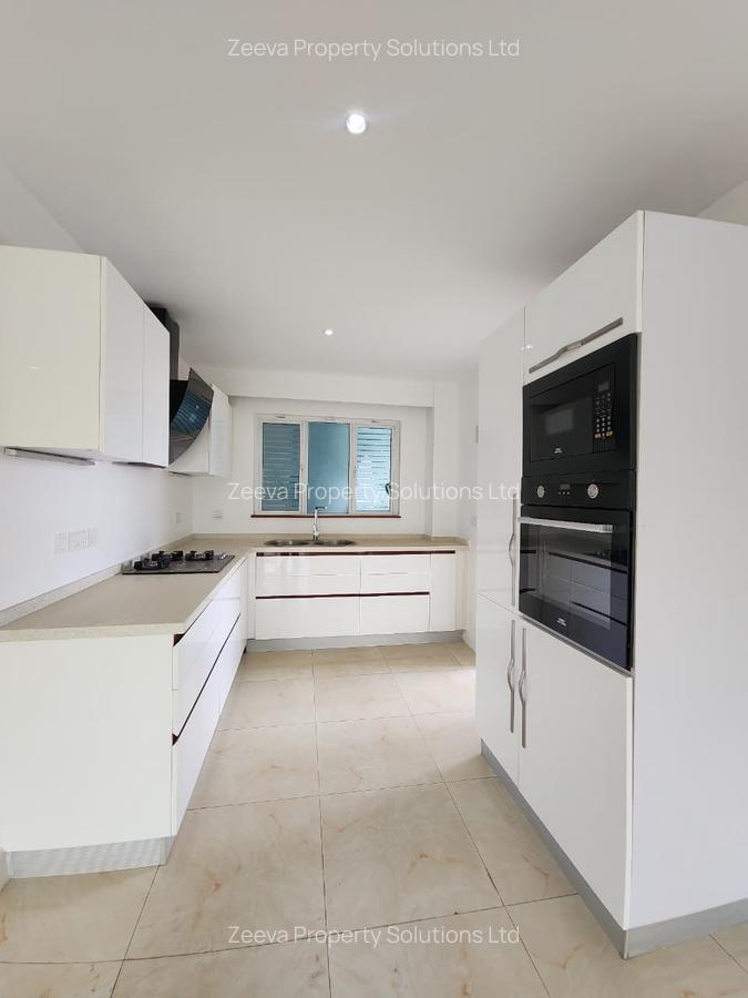 2 Bed Apartment with En Suite in Rhapta Road - 4