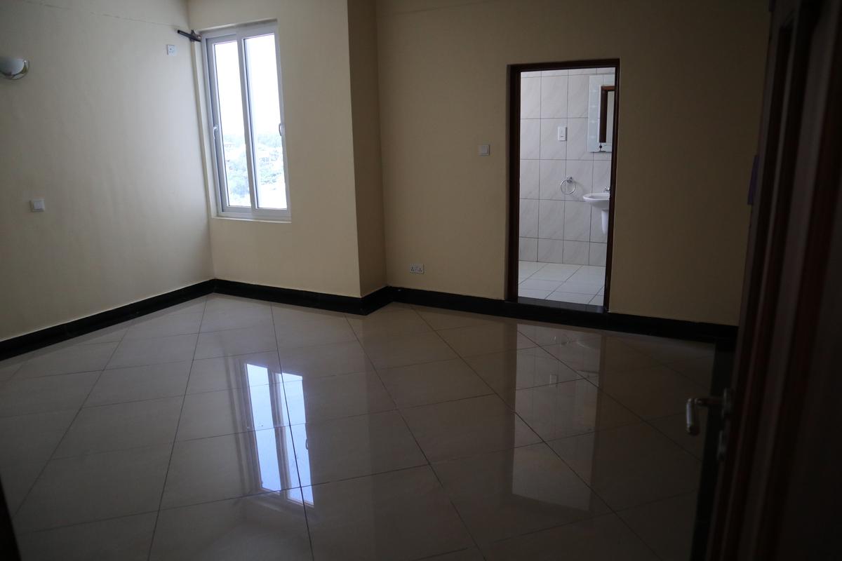 4 Bed Apartment with En Suite in Nyali Area - 4