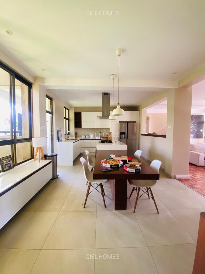 3 Bed Apartment with En Suite at Hatheru Road - 4