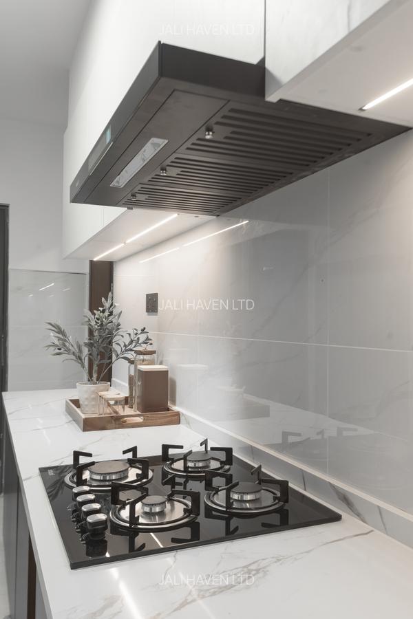 2 Bed Apartment with En Suite in Westlands Area - 9