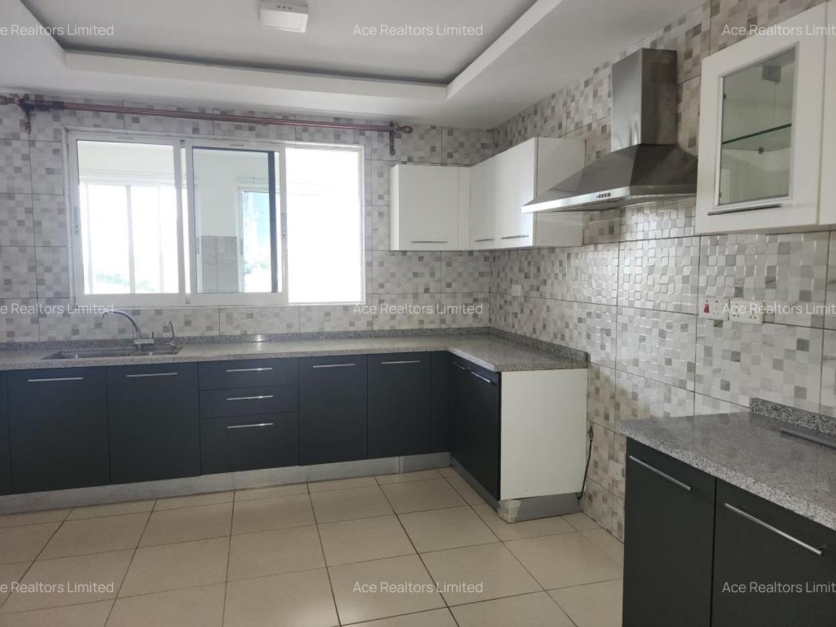 5 Bed Apartment with En Suite at General Mathenge Drive - 8