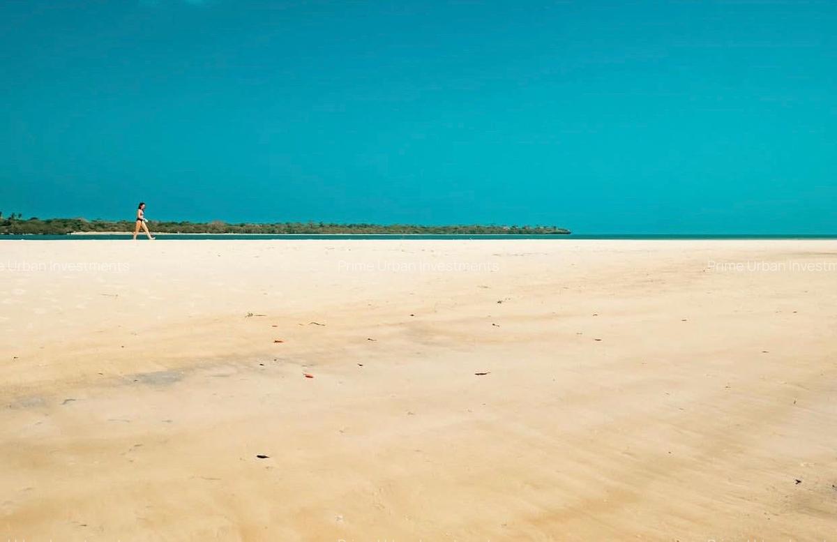 Land at Funzi Island - 18