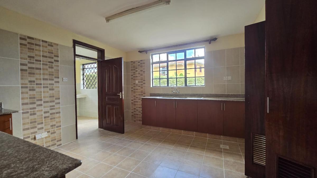 4 Bed House with En Suite at Fourways - 3